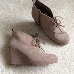Dolce Vita lace up wedge bootie